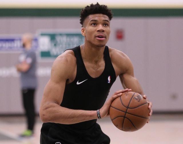 努力弥补甚 努力弥补甚