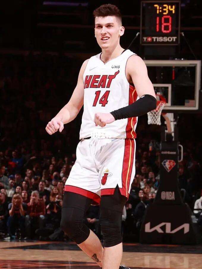 四的位置 四的位置