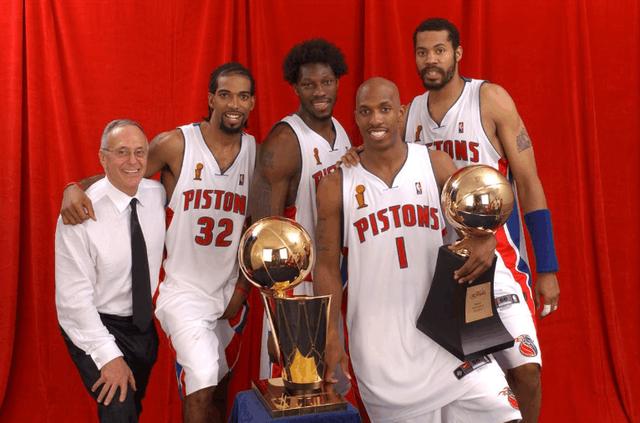 愣了一下 愣了一下