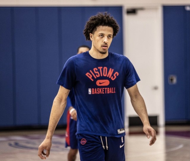 疑在球迷间 疑在球迷间