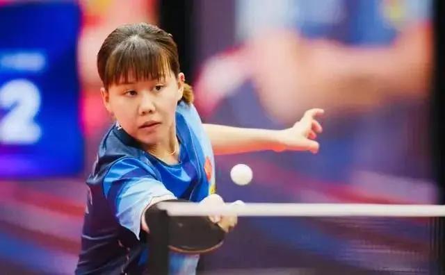 他在球场上 他在球场上